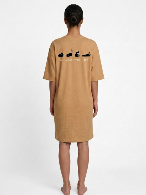 T-shirt Oversize "Cute Cat" pour Femme – Beige